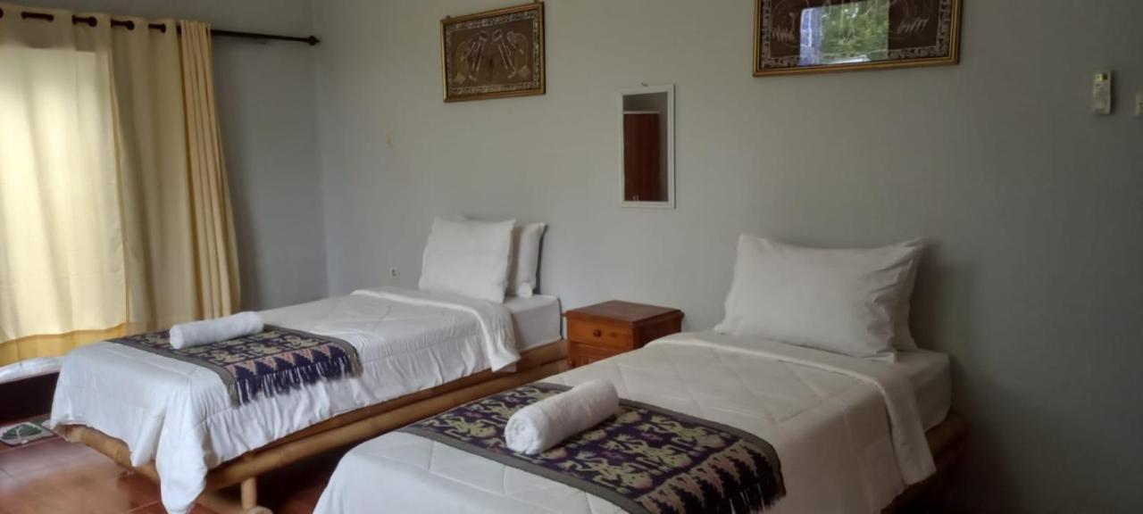 Selong Belanak Bungalows Exterior photo