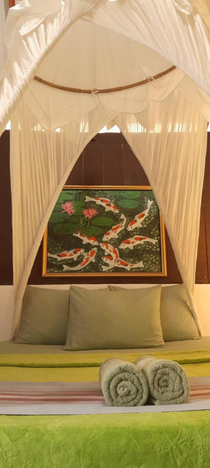 Selong Belanak Bungalows Exterior photo